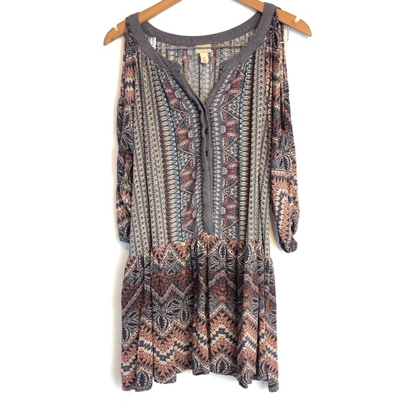 Cape Juby Tops - Cape Juby sz L boho cold shoulder tunic blue red